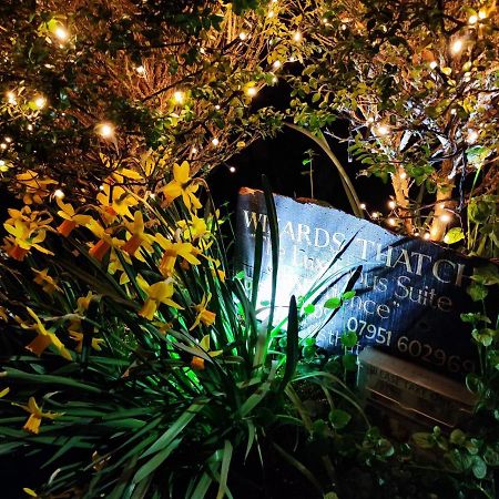 Wizards Thatch Luxury Suites 앨더리에지 외부 사진